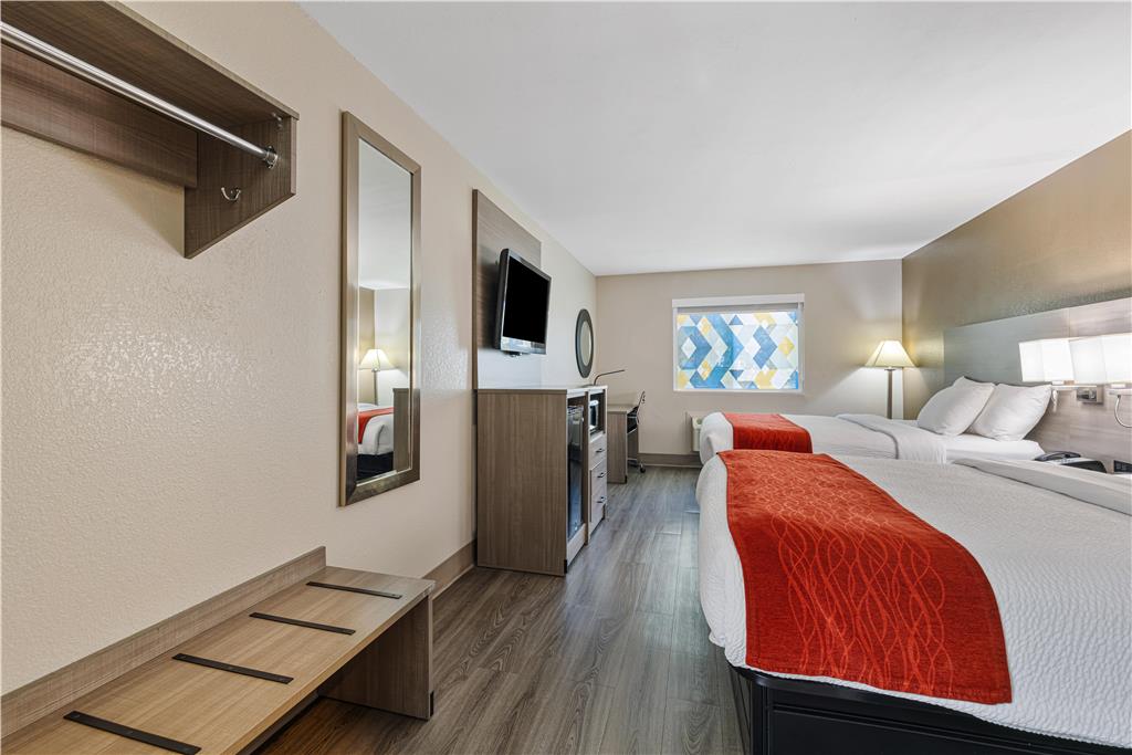 SureStay Plus Hotel by Best Western Kearney Liberty North - photo 35