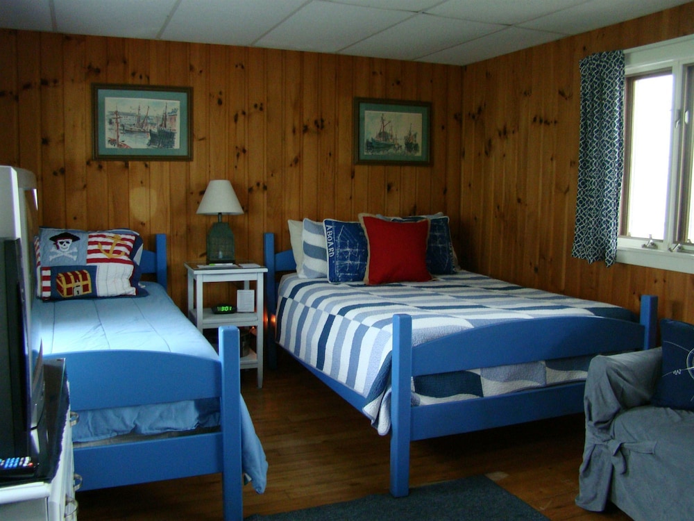 Bay Leaf Cottages & Bistro - photo 6