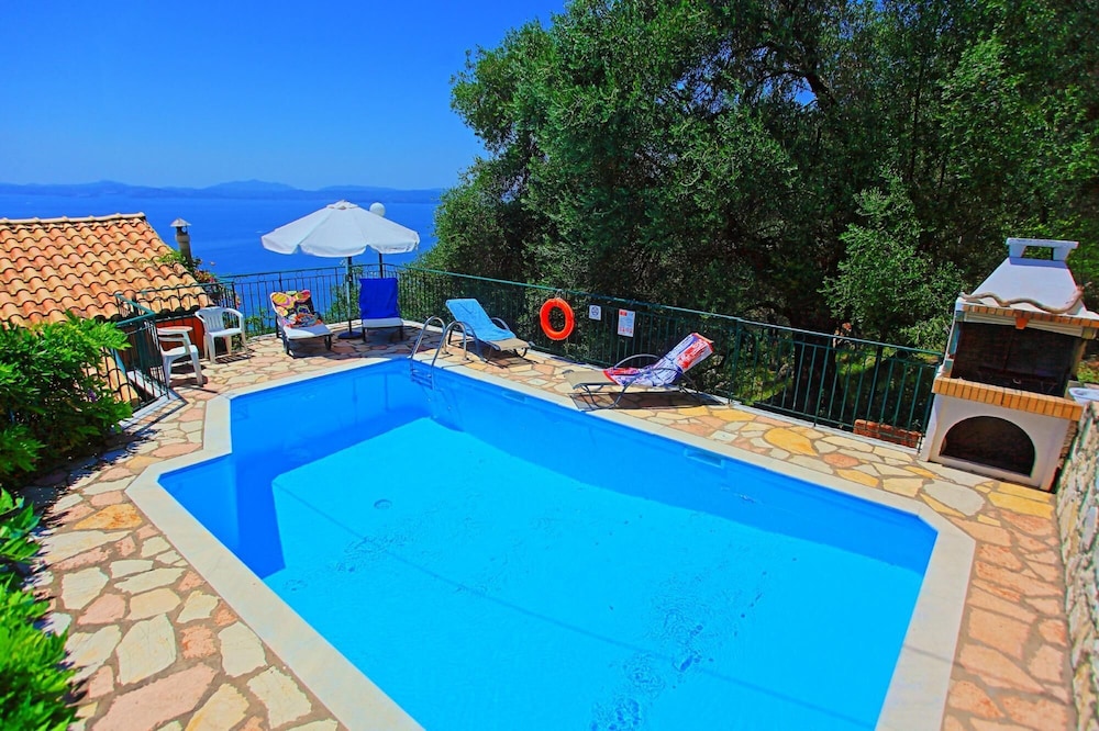 SeaView Calypso — 4-Star Luxury Hotel in Corfu, Greece
