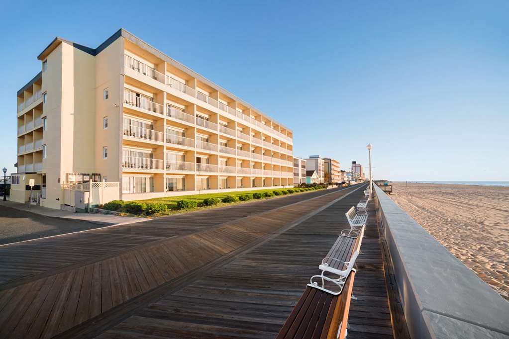 Howard Johnson by Wyndham Ocean City Oceanfront - featured photo