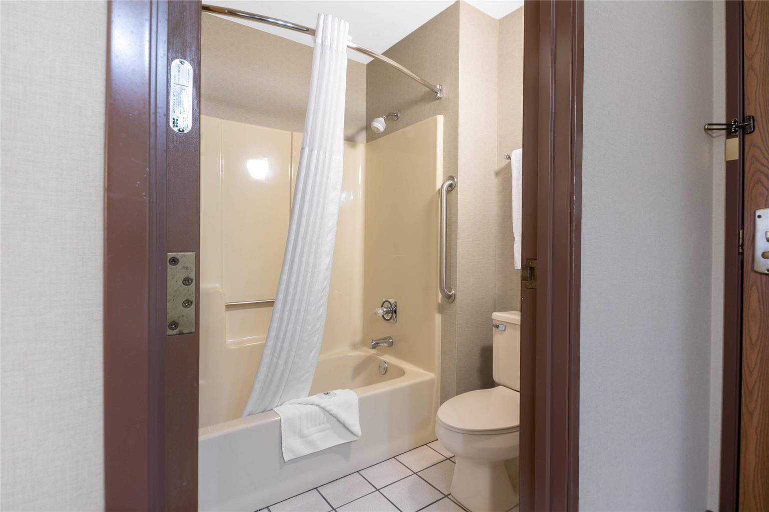 Comfort Inn Iron Mountain North - photo 20