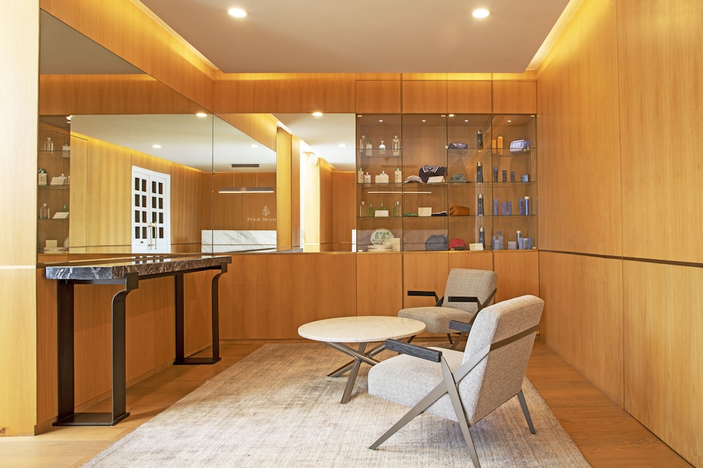 Spa reception