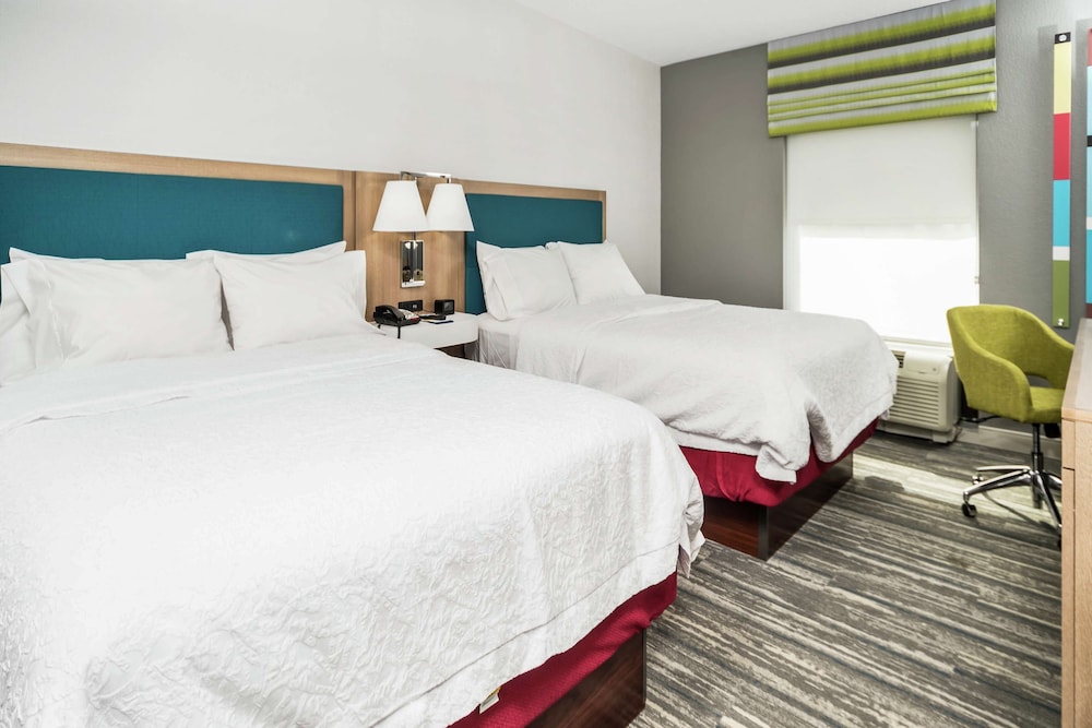 Hampton Inn Wilson Downtown - photo 2
