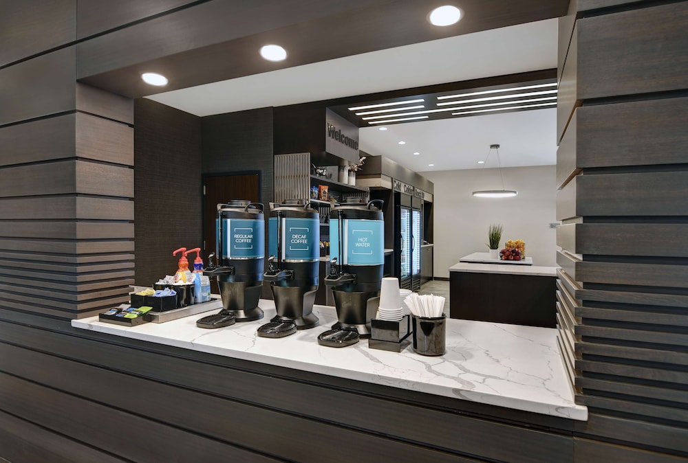 Homewood Suites by Hilton Edison Woodbridge - photo 39