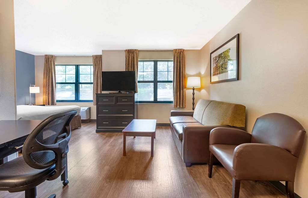 Extended Stay America Suites Princeton West Windsor - photo 36