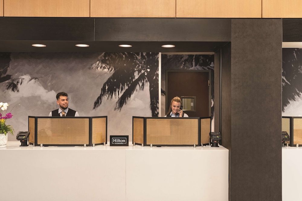 DoubleTree by Hilton Tampa Rocky Point Waterfront - photo 5