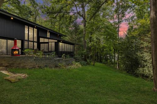 Pineview Haven — Knoxville