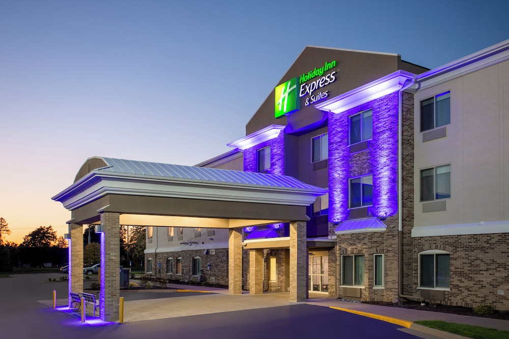 Holiday Inn Express Hotel & Suites Clinton by IHG - photo 37