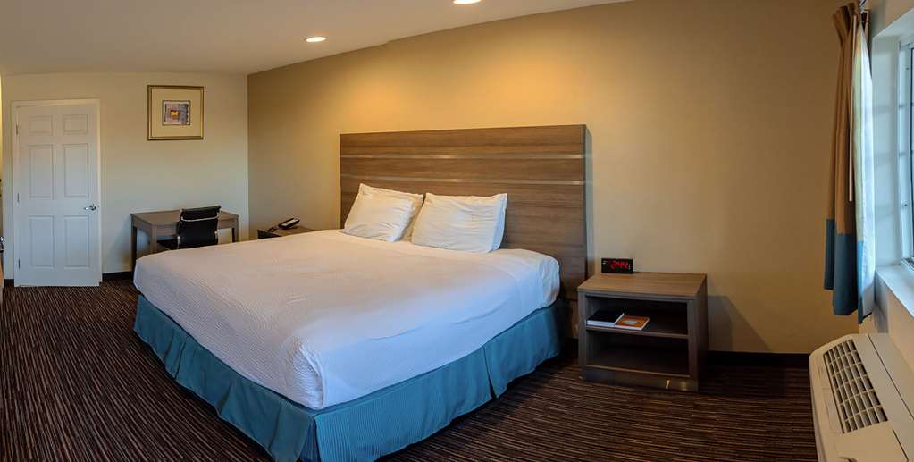 Rodeway Inn Near University Gateway to Yosemite - photo 7