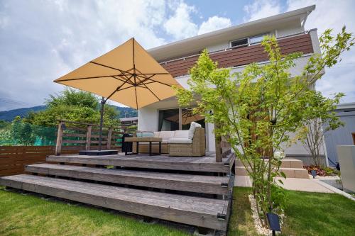 月ノ森 Moon Forest in Fujikawaguchiko, Japan