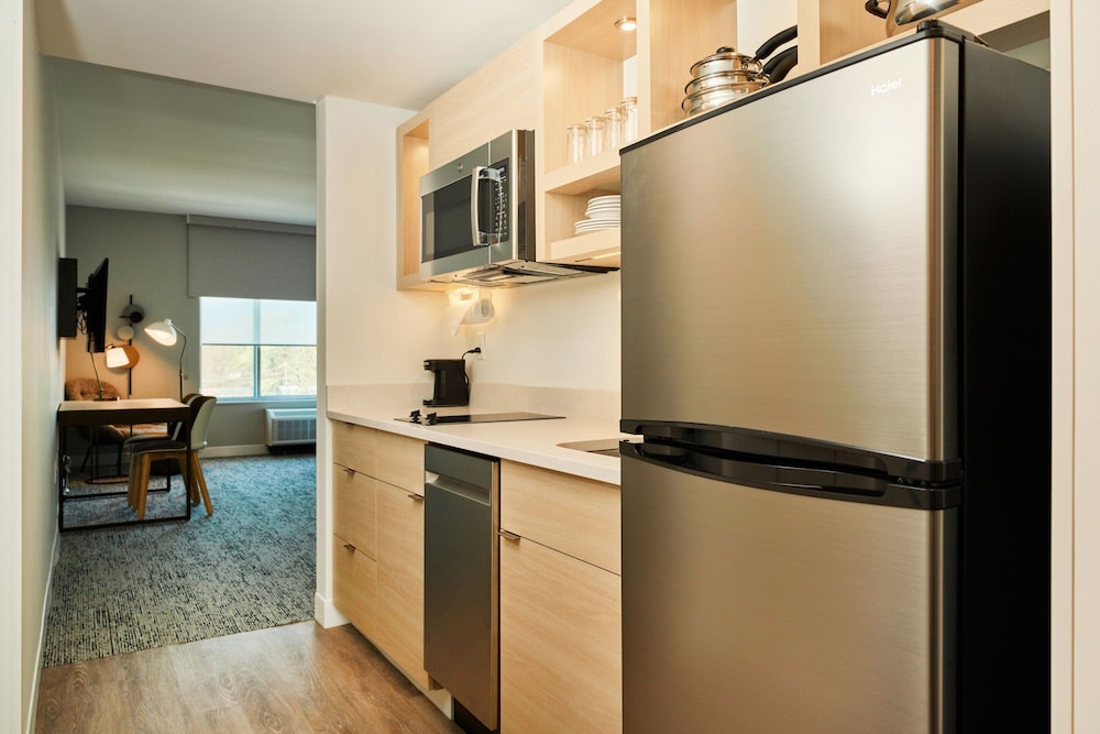 TownePlace Suites by Marriott Hixson - photo 18