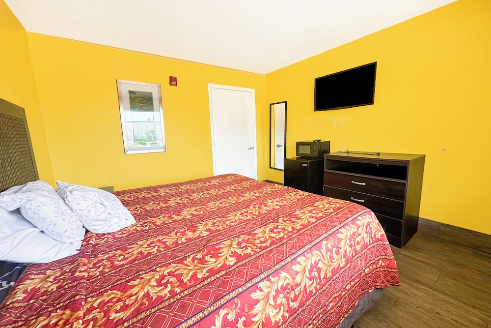 Luxury Inn by OYO Albany - photo 21