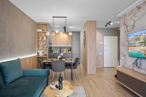 Awesome Apartment Deluxe — 4-Star Luxury Hotel in Bucharest, Romania