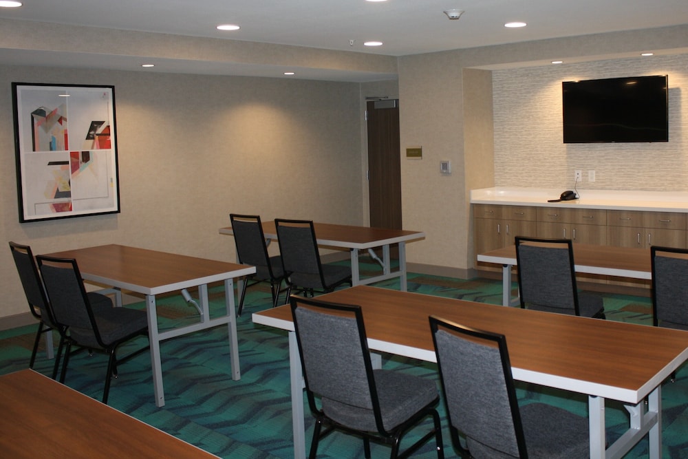 Home2 Suites by Hilton Omaha UN Medical Ctr Area - photo 62