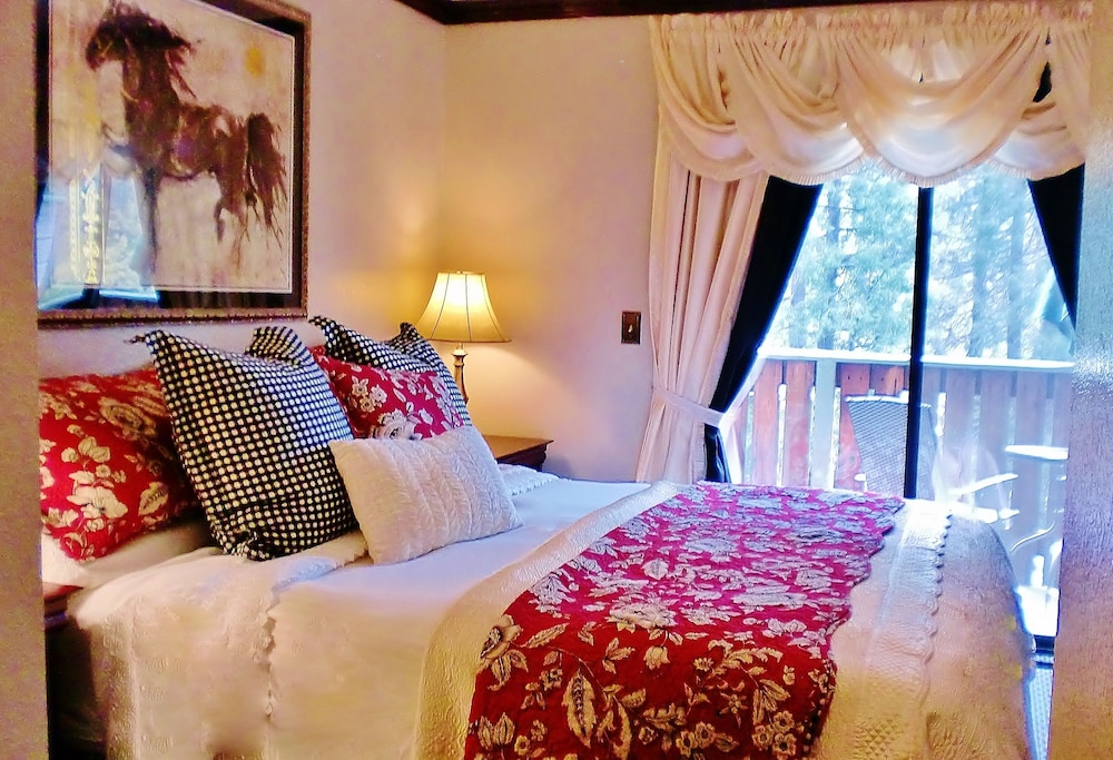The North Shore Inn - photo 30