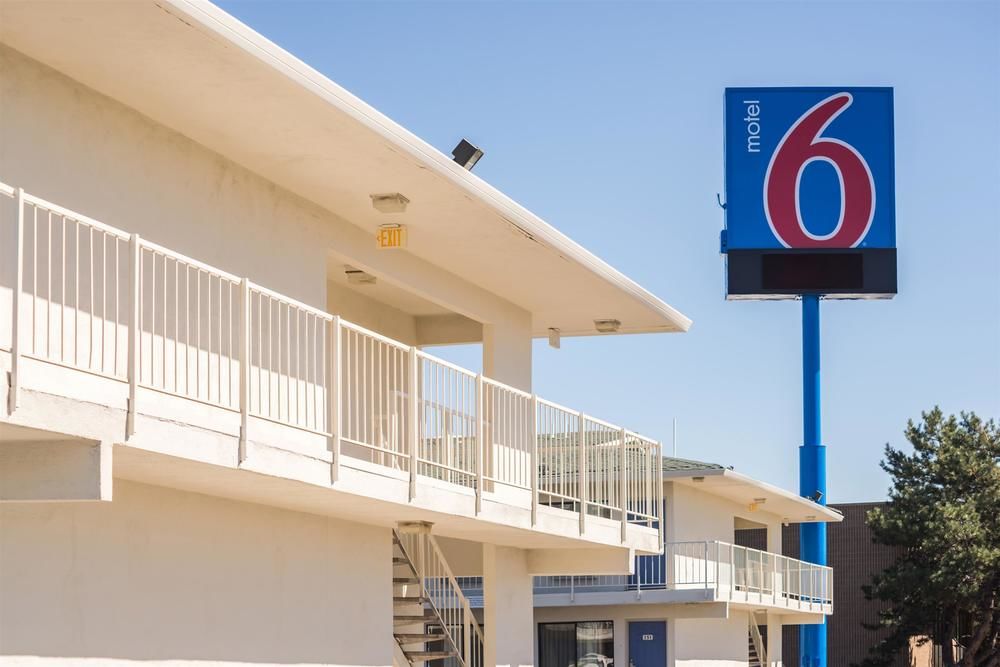 Motel 6 Reno West - photo 28