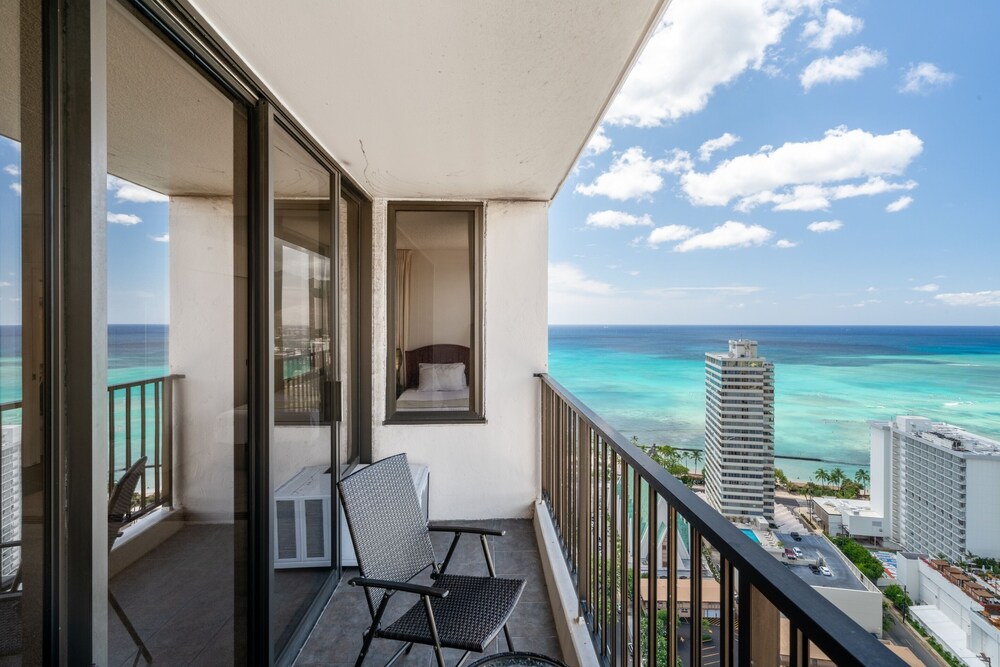 Waikiki Banyan Condo Located One Block From Waikiki Beach by Koko Resort Vacation Rentals - photo 97