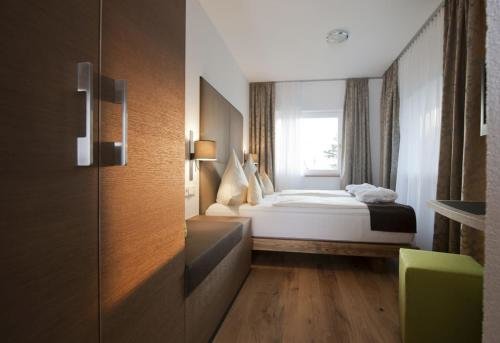 Hotel Heinzler am See - carbon neutral hotel in Immenstaad Am Bodensee
