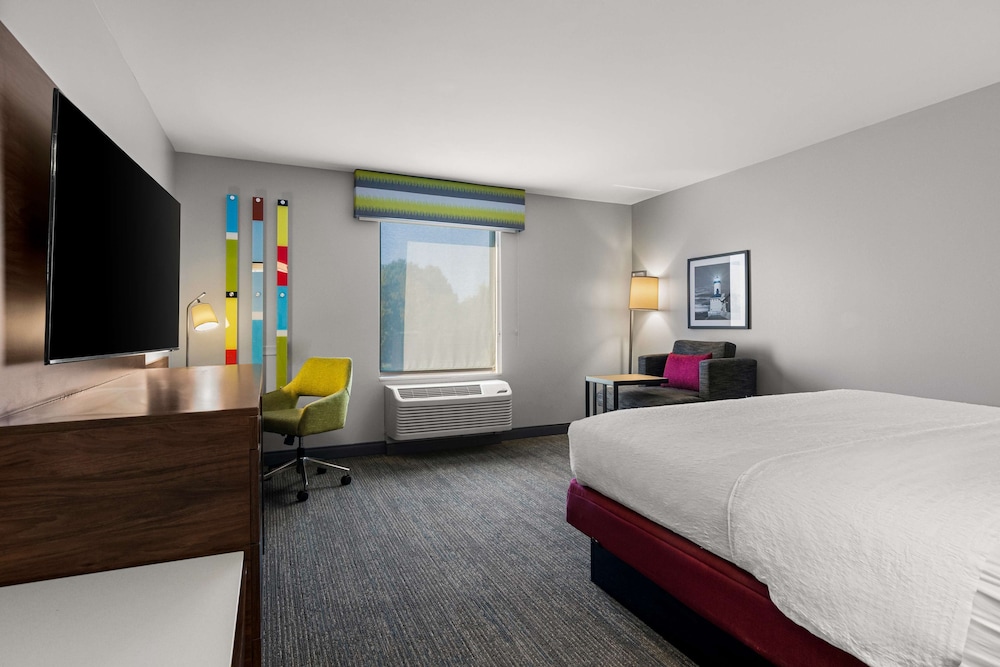Hampton Inn & Suites Schererville - photo 12