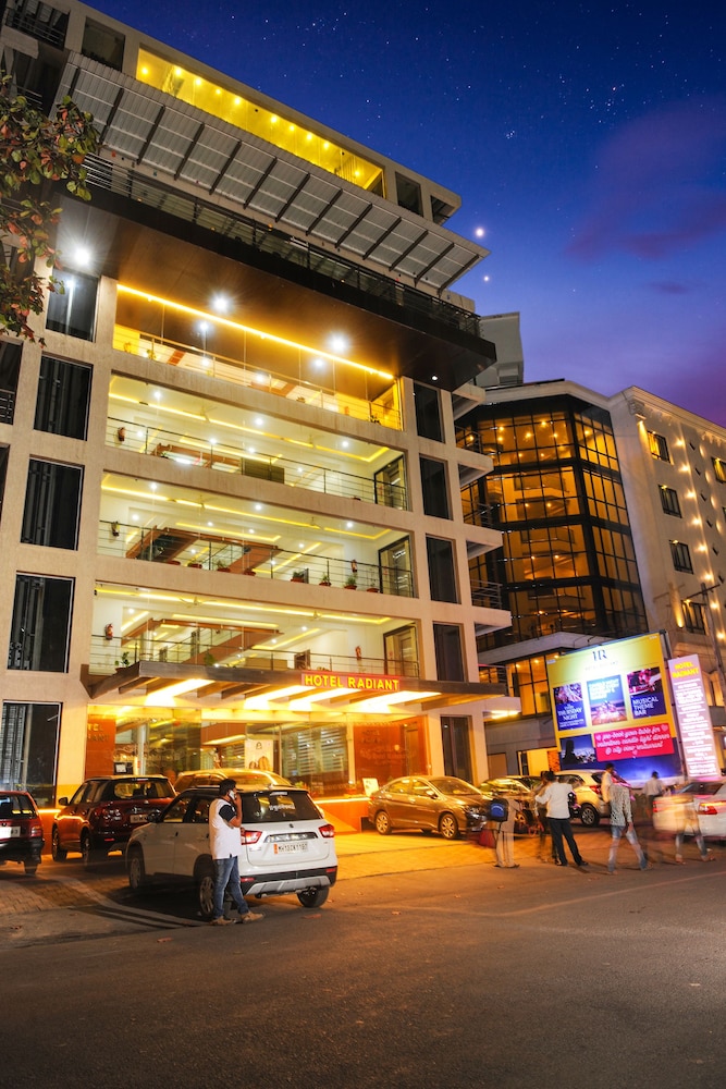 Hotel Radiant - last minute hotel in Kolhapur