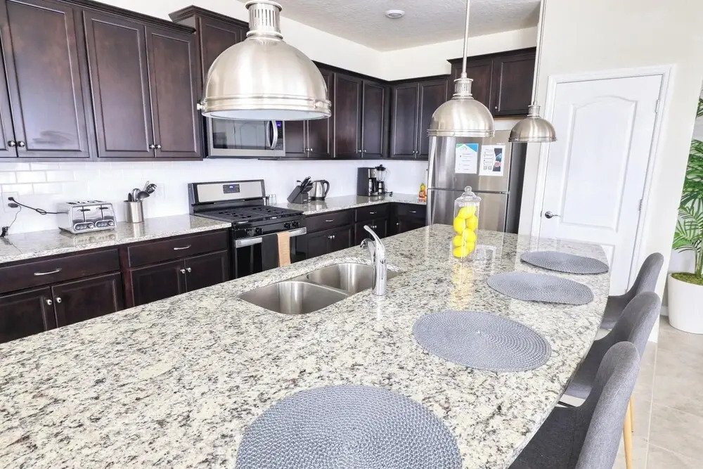 5 Bed Luxury Solterra Resort Holiday Home - photo 15