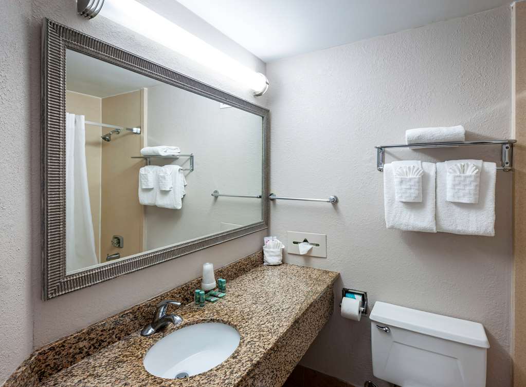 Best Western New Smyrna Beach Hotel & Suites - photo 33