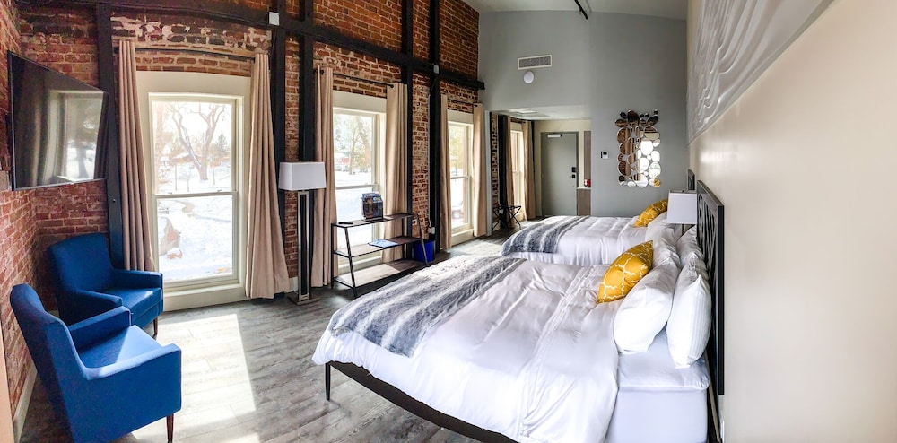 Manhattan Hotel Salida - photo 16