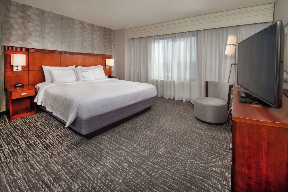 Courtyard by Marriott Dunn Loring Fairfax - photo 7