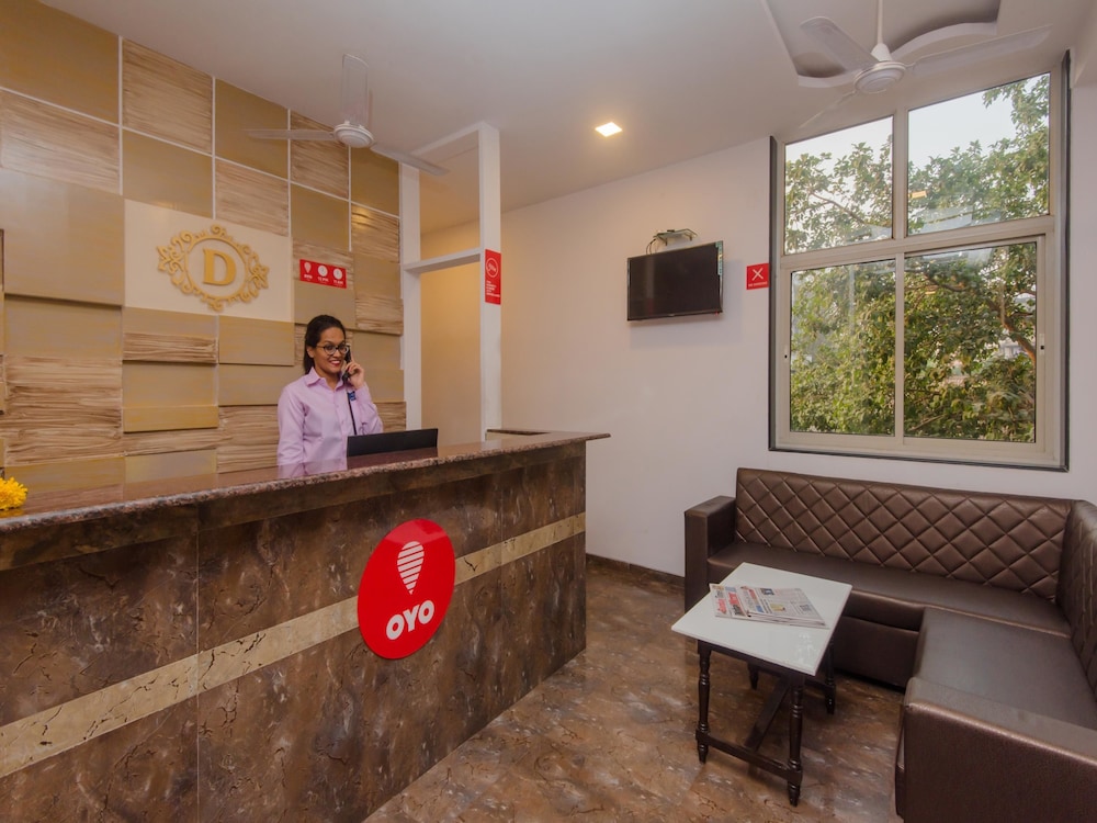 Hotel O Divine Residency Near Phoenix Marketcity