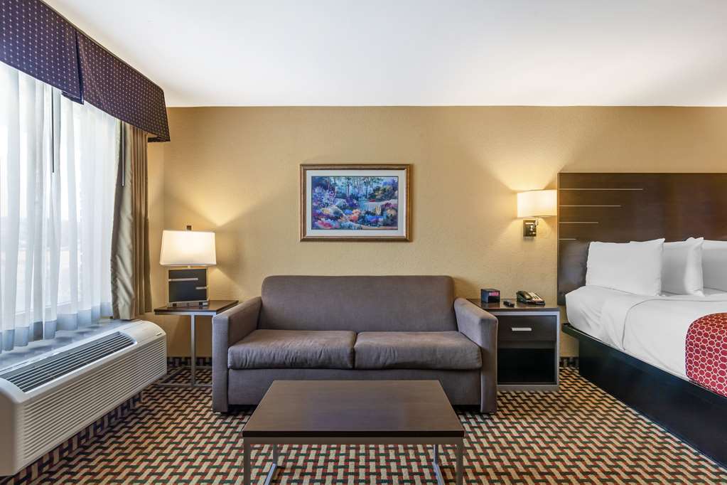 Best Western Bradford Inn - photo 13
