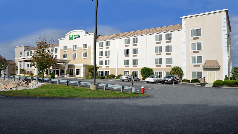 Holiday Inn Express Boston Milford by IHG - photo 44