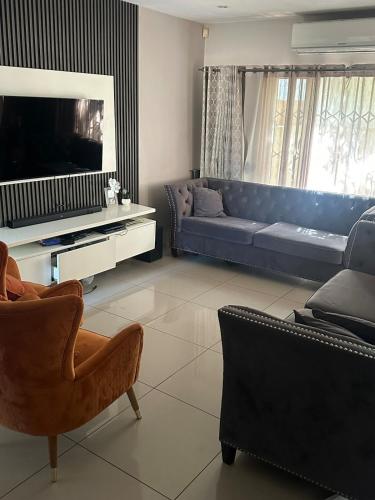 Riverside 1 bedroom house for Two — 4-Star Luxury Hotel in Nelspruit, South Africa