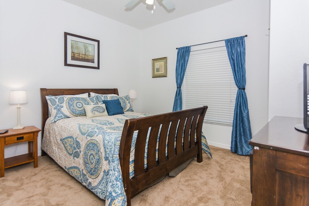5Br 3Bath Private Townhome 13min Disney 1496ft - photo 8