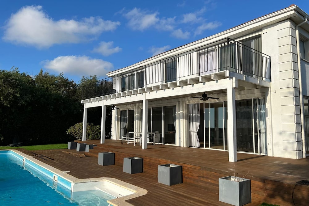 Gorgeous Mansion by Caesarea’s Greatest Beach hosted by Sweetstay in Caesarea, Israel