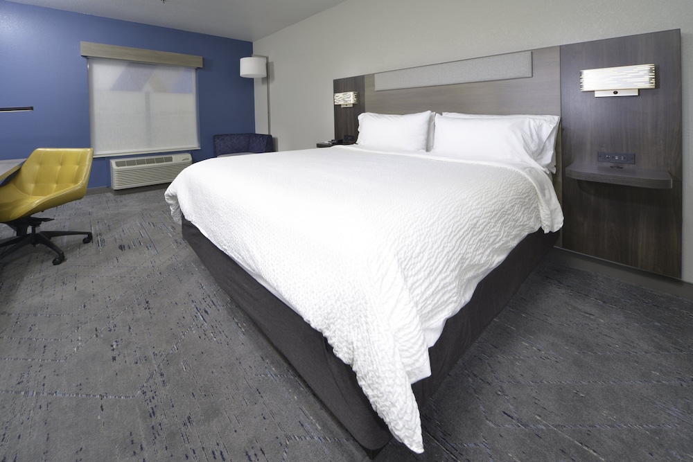 Holiday Inn Express & Suites Conway by IHG - photo 15