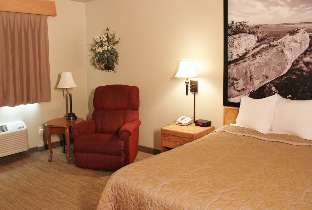 Homestead Inn and Suites - photo 7