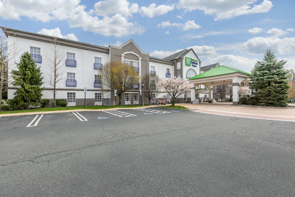 Holiday Inn Express Hotel & Stes Mt. Arlington Rockaway Area by IHG - photo 56