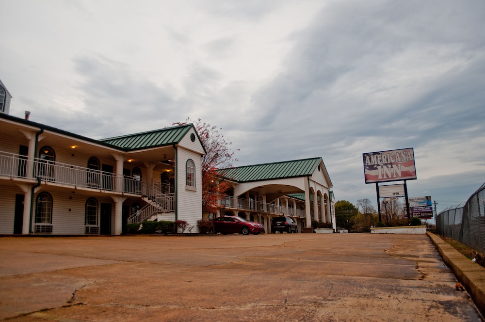 Americana Inn - photo 14