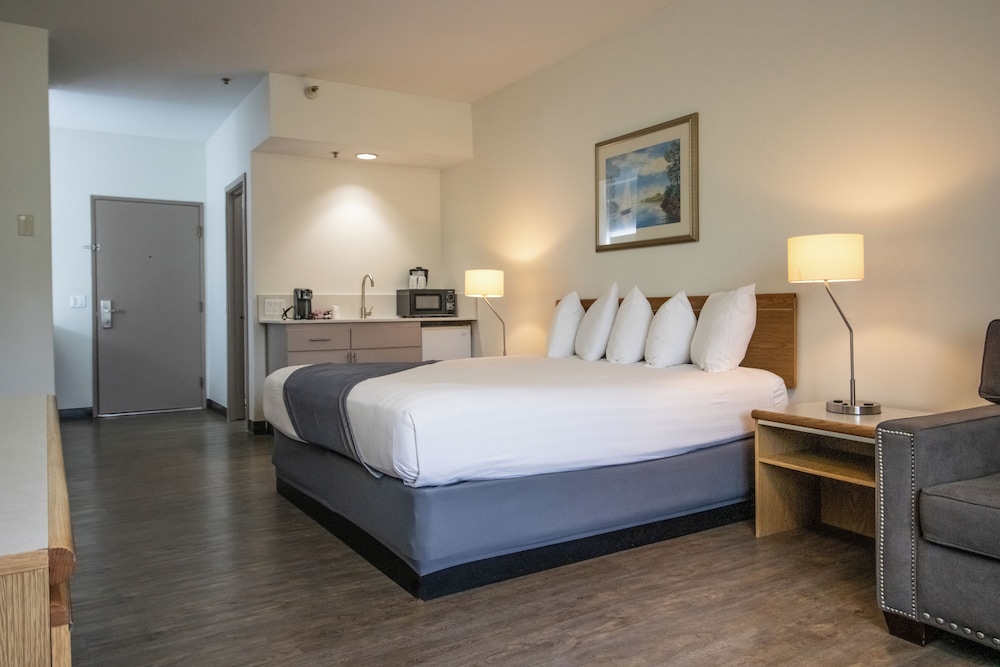 The Tillamook Inn - photo 10