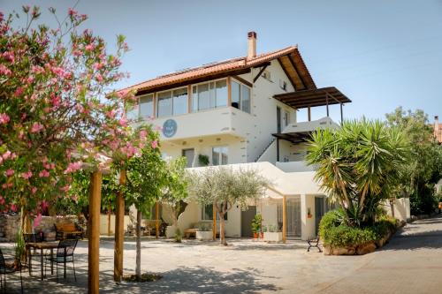Villa Vivari Suites — 4-Star Luxury Hotel in Nafplio, Greece