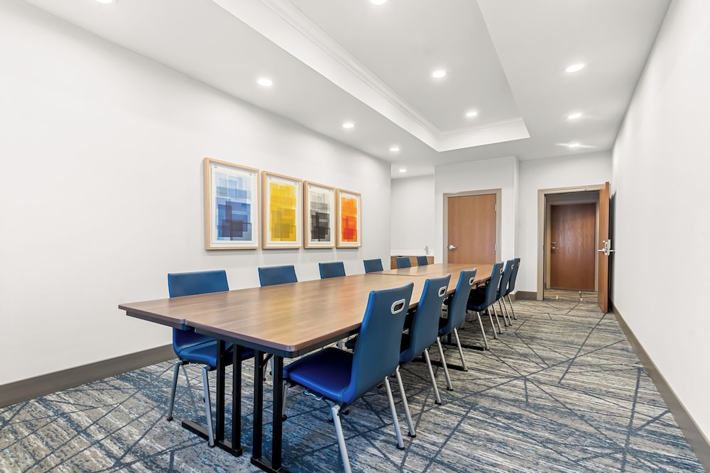Holiday Inn Express Washington Court House an IHG Hotel - photo 49