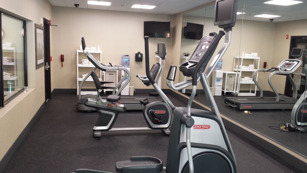 Holiday Inn Express & Suites Cambridge by IHG - photo 21