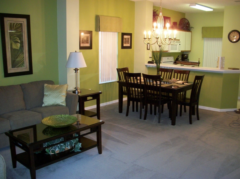 3BR 2.5BA Home in Emerald Island Resort by CV 8479 - photo 13