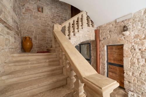 Palazzo Rizzi Dimora dei Templari — Bitetto — photo 2