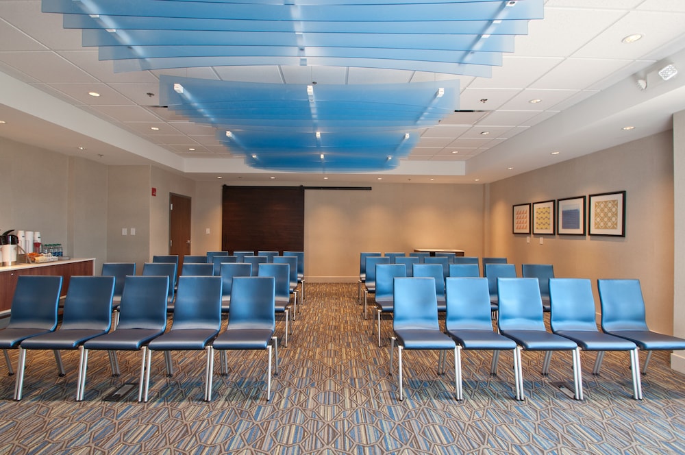 Holiday Inn Express Quantico Stafford by IHG - photo 39