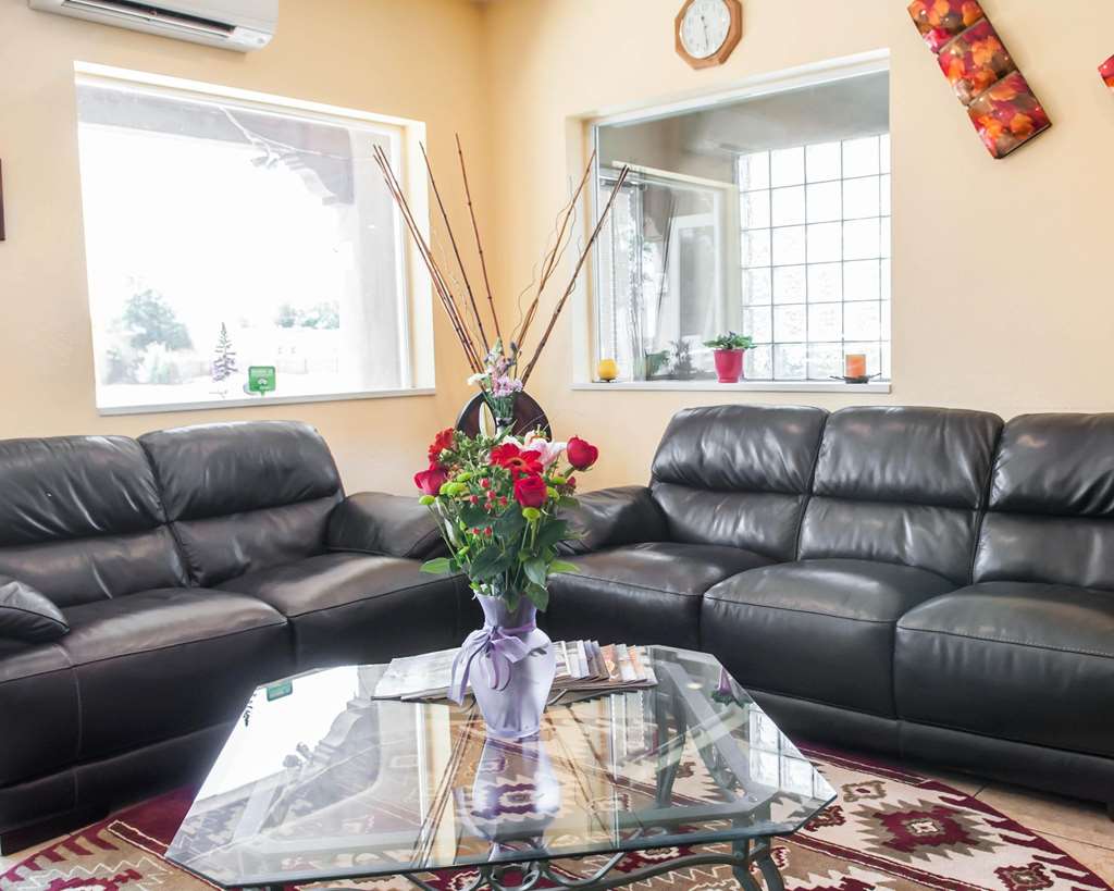 Econo Lodge Old Town - photo 4