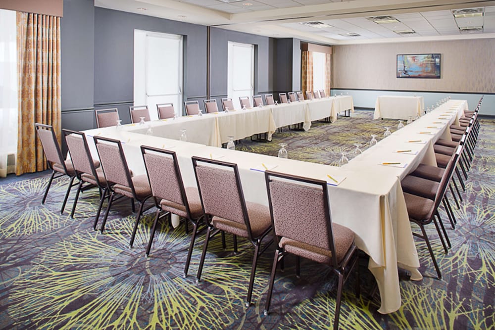 Hilton Garden Inn Albany Airport - photo 29
