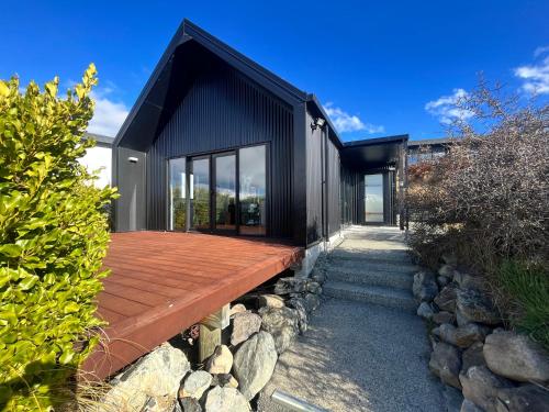 Mary Hut — 4-Star Luxury Hotel in Lake Tekapo, New Zealand