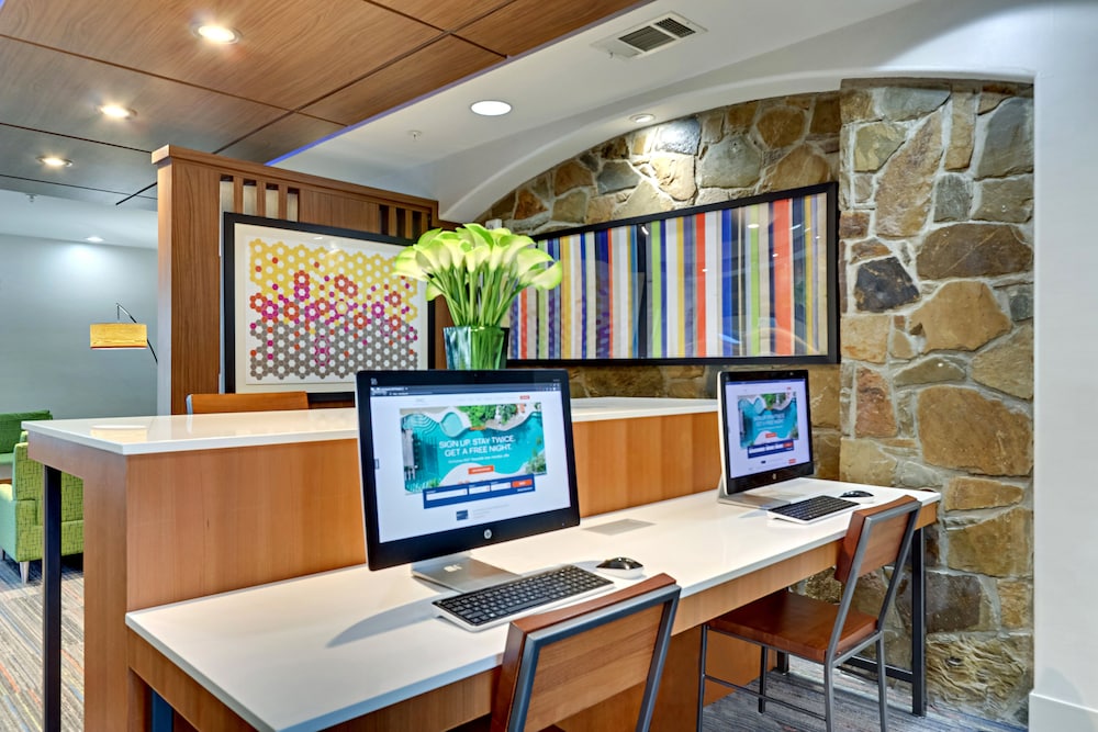 Holiday Inn Express Hotel & Suites Weatherford by IHG - photo 49