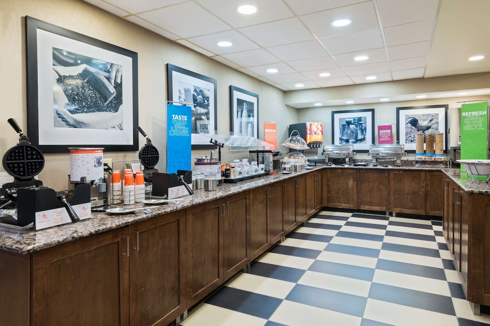 Hampton Inn Charlotte University Place - photo 18